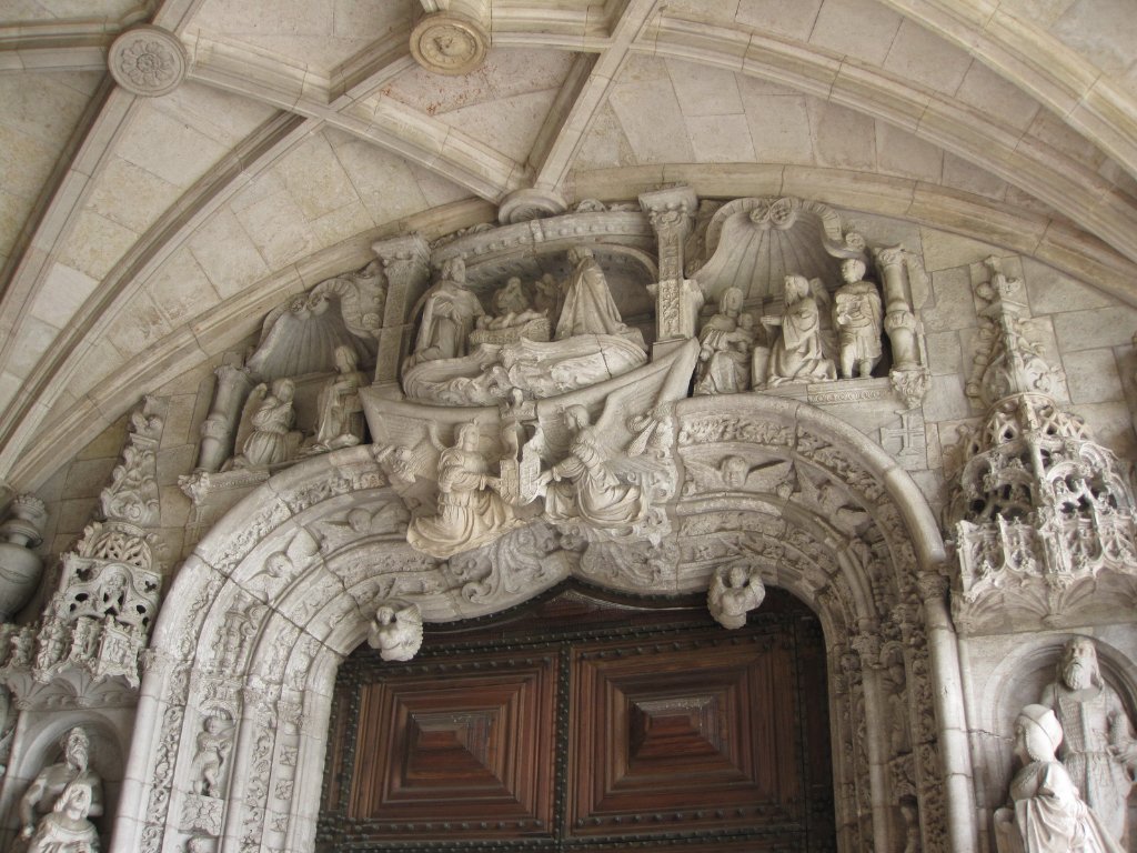 11-Mosteiro Dos Jerónimos, church entrance.jpg - Mosteiro Dos Jerónimos, church entrance